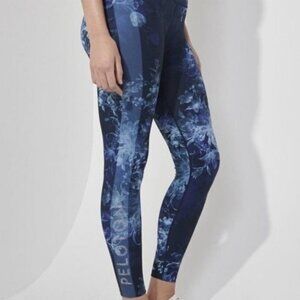 Wear it to Heart Peloton Navy Floral Leggings